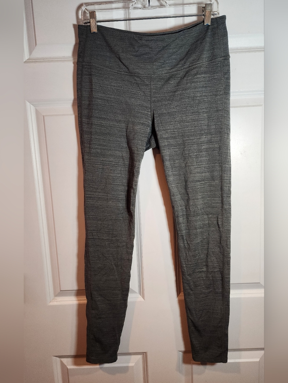 Athleta Classic Heathered Gray High Waisted Leggings Large